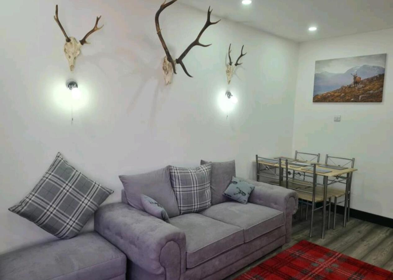 Charming 1-Bed Apartment In Peebles Exterior foto